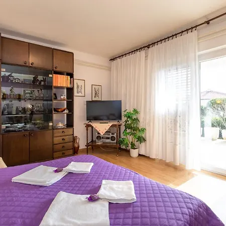 Lavanda-kate Apartman *