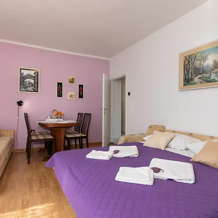 Lavanda-kate Krk Town